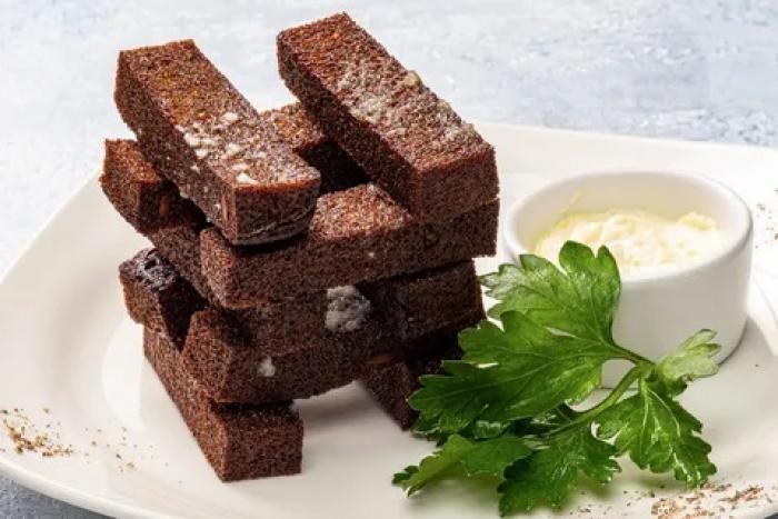 Гренки чесночные 