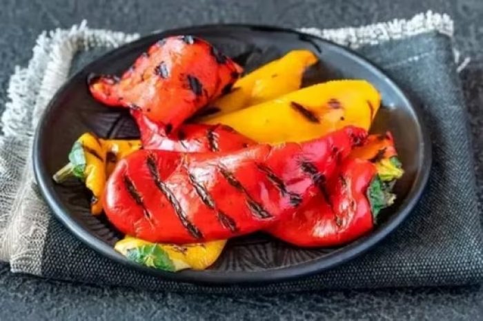 Болгарский перец на мангале 
