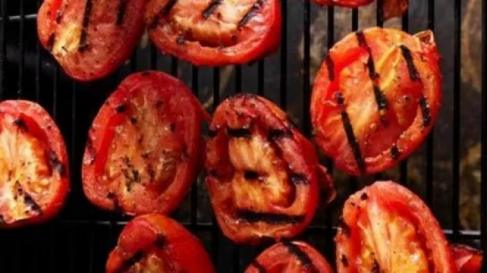 Помидор на мангале 